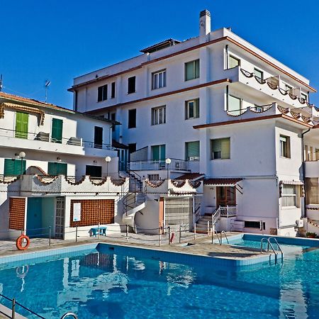 Hotel Ariston Montecarlo San Remo Buitenkant foto