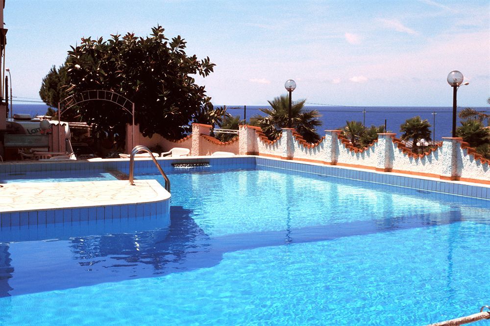 Hotel Ariston Montecarlo San Remo Buitenkant foto